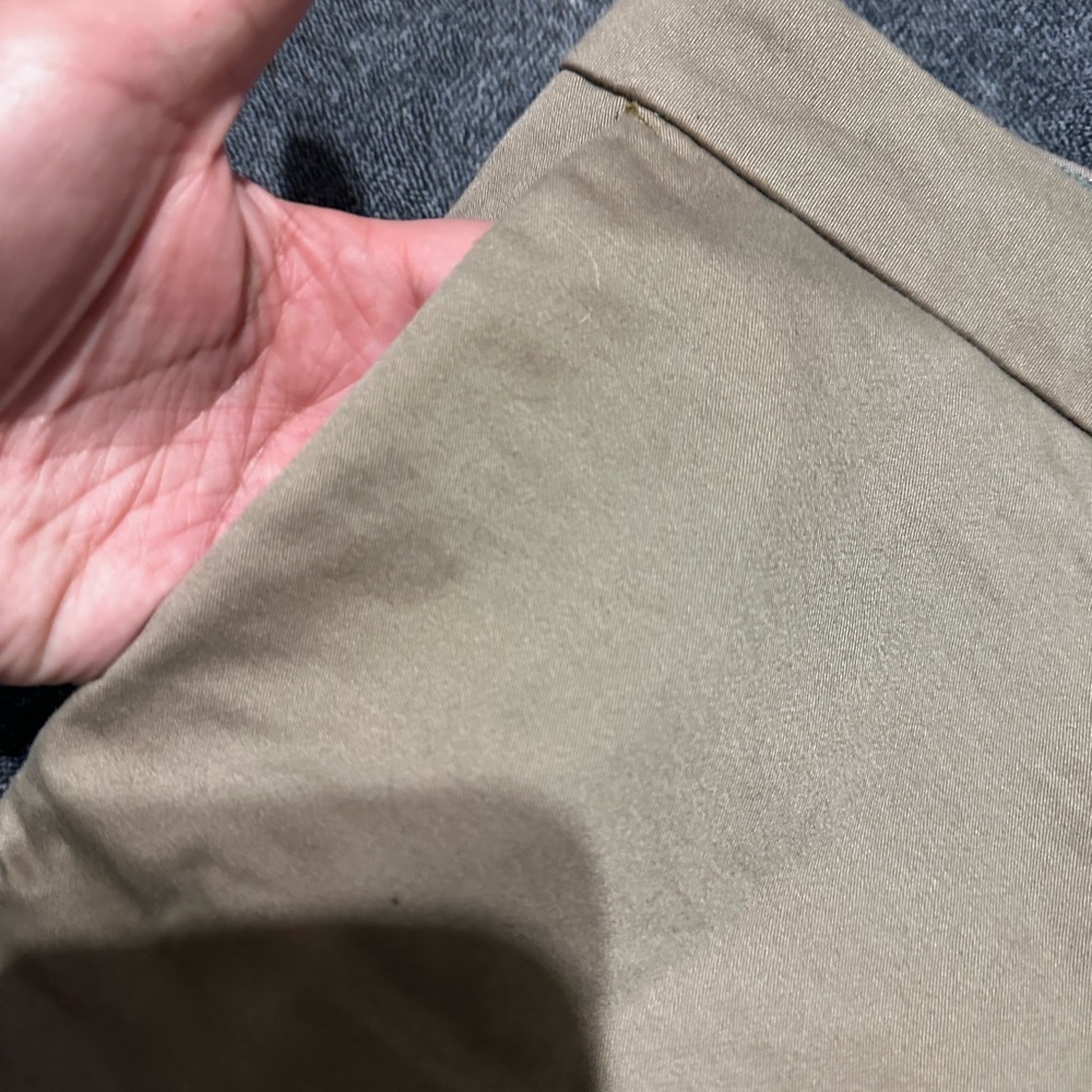Express Shorts - Picture 5 of 5